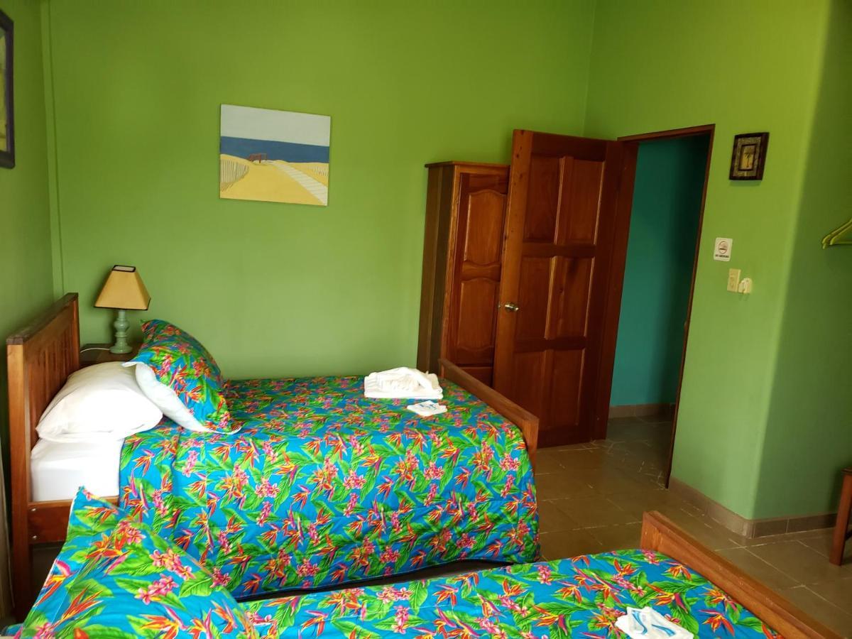 Villa Slo Cayo Caulker Exterior foto